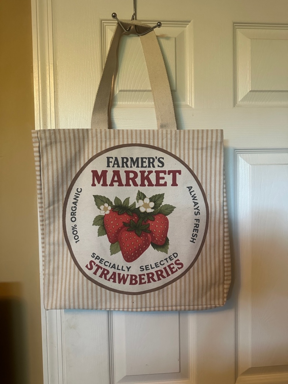 Farmer's Market Strawberries Tote Bag - Beige Stripe - Picture 2 of 4